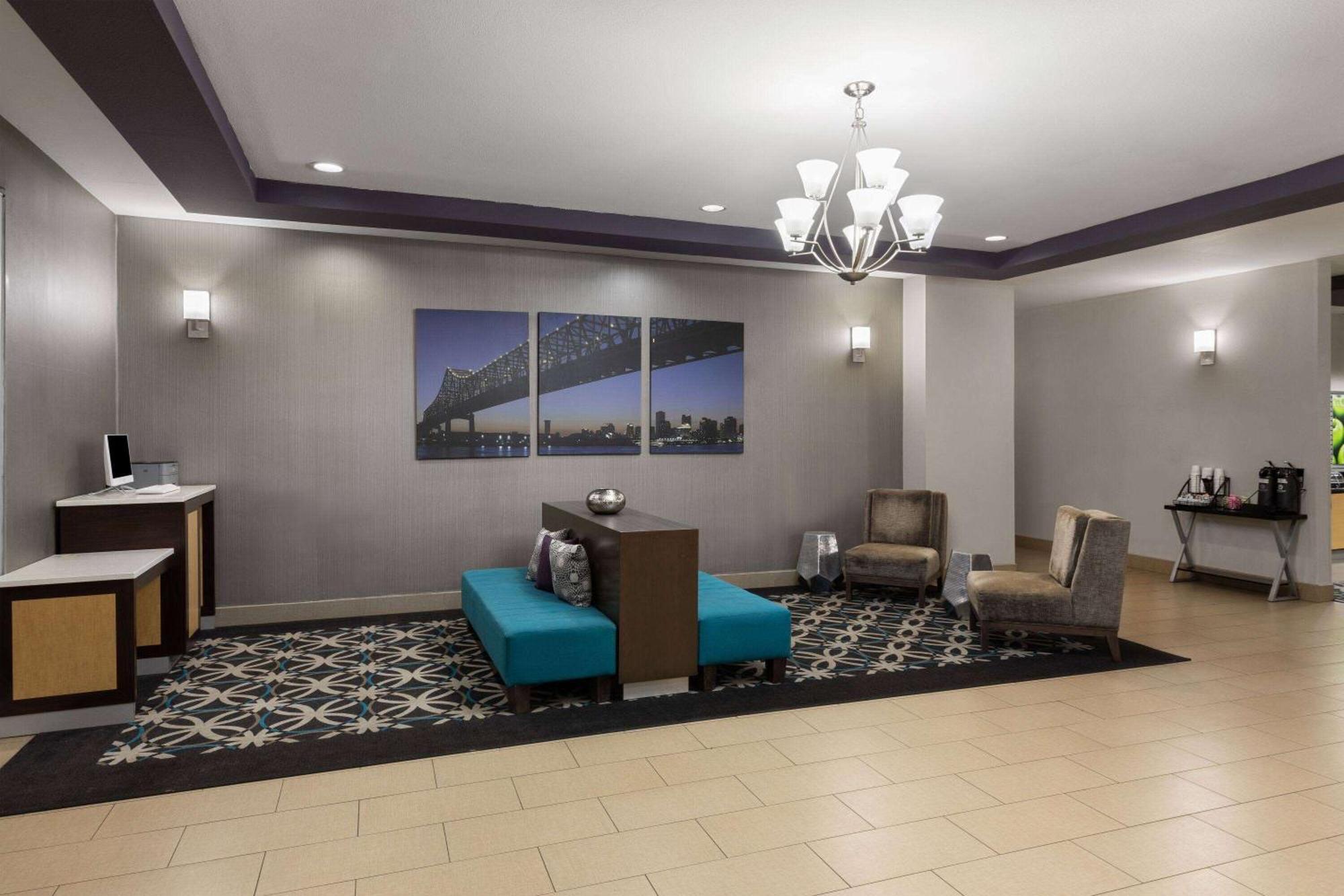 La Quinta By Wyndham Houma Hotel Exterior photo